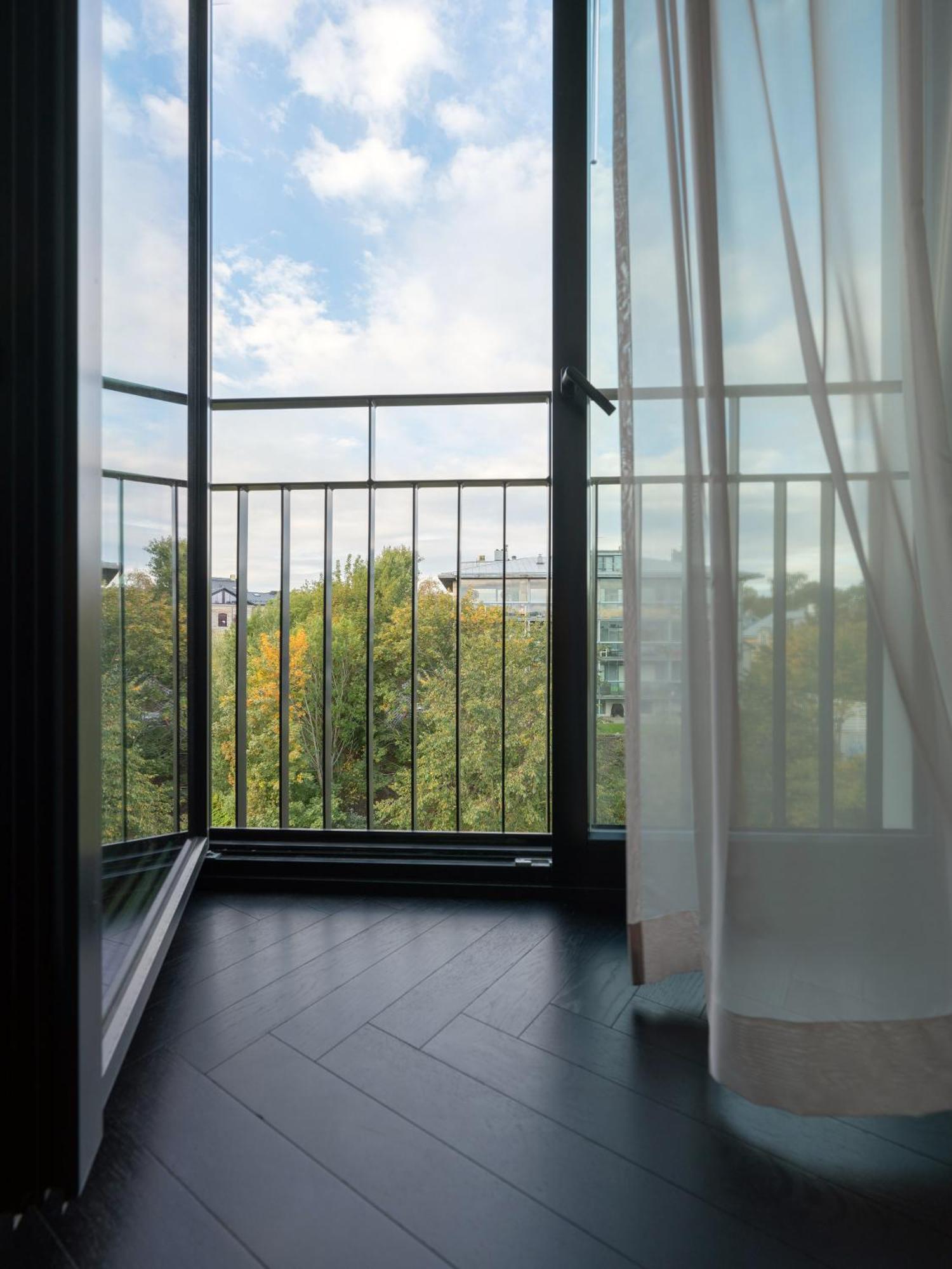 Luxury Seaside Penthouse With A View Of The Old Town Tallinna